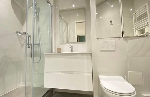 Quartier de la Salpetriere Apartment | GuestReady - Warm and Stylish Nest in the 13th