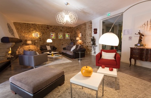 Generargues Hotel | Hôtel 4* Les 3 Barbus