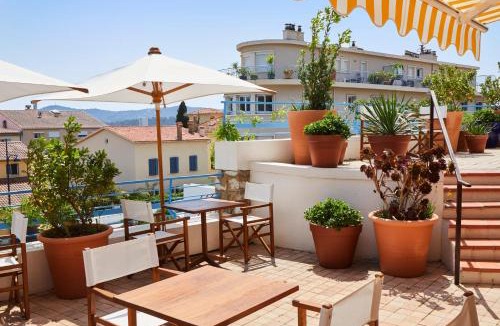 Le Lavandou Hotel | Hôtel California