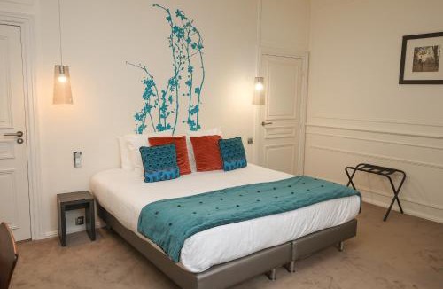 Brive-la-Gaillarde Hotel | Hôtel Château de Lacan