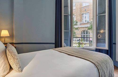 Arsenal Hotel | Hôtel de Neuve Le Marais by Happyculture
