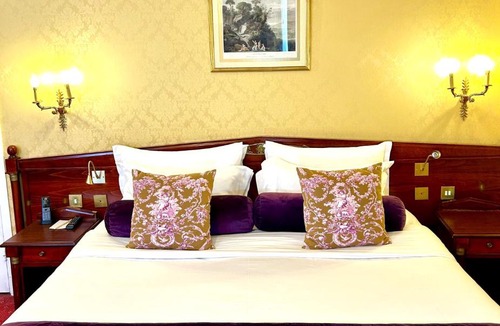 Quartier des Invalides Hotel | Hôtel de Varenne