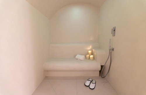 Chaussee-d'Antin Hotel | Hôtel Dress Code