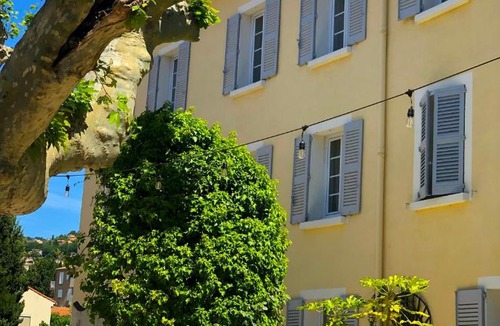 Draguignan Hotel | Hôtel du Parc - Bastide provençale