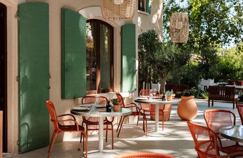 Calas Hotel | Hôtel et Restaurant La Bastide Bourrelly - Mathias Dandine - Teritoria