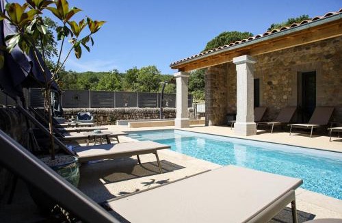Labeaume Hotel | Hôtel La Garenne