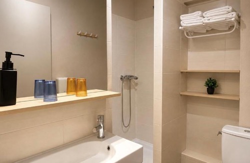 Guillaumes Hotel | Hôtel Le Chastellan