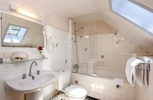 La Canourgue Hotel | Hôtel Le Portalou