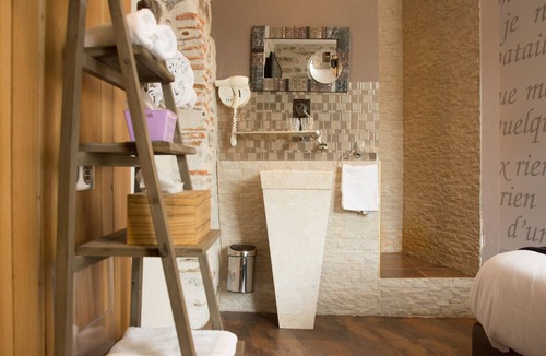 Beaulieu-sur-Dordogne Hotel | Hôtel Le Turenne