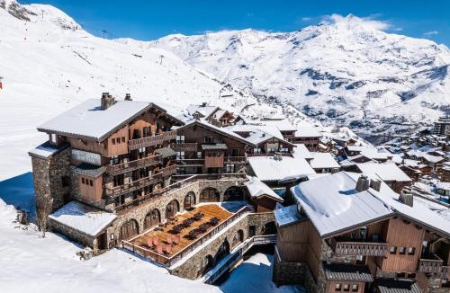 Les Almes Hotel | Hôtel Les Suites du Montana by Les Etincelles