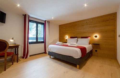 La Ferriere Hotel | Hôtel Restaurant Le Madame