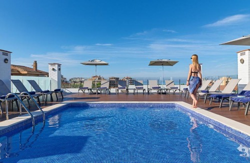 Salou City Centre Hotel | H10 Delfín - Adults Only