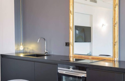 Quartier du Faubourg-Montmartre Apartment | Habitat Parisien - 4BR/4BA Air Con - Opera