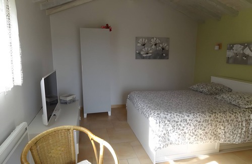 Sare Bed & Breakfast | Harizpe Berria House at the Foot of La Rhune