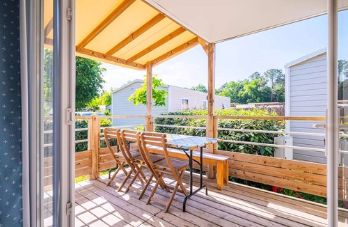 Saint-Laurent-de-Medoc House | HAUT-MEDOC Mobile Home: 3 bedrooms, sleeps 6