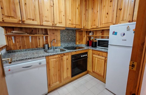 Pla de l'Ermita Apartment | Helle Wohnung mit Garten Besiberri 6 Vall de Boí by Interhome