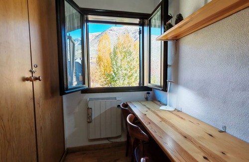 Pla de l'Ermita Apartment | Helle Wohnung mit Garten Besiberri 6 Vall de Boí by Interhome