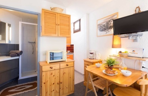 Mont-de-Lans Apartment | Hideaway in Les Deux Alpes