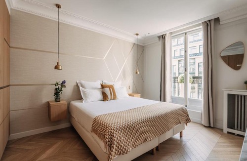 Les Halles Apartment | HIGHSTAY - Luxury Serviced Apartments - Rue de Rivoli
