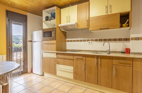 Les Iglesies Apartment | Holiday Apartment "Mossen Batista Freixe" with Mountain View, Private Terrace & Wi-Fi