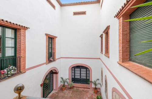Capellades House | Holiday Home "Can Lluís" with Mountain View, Pool, Garden & Wi-Fi