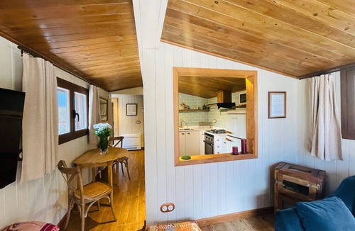 Solsona House | Holiday Home 'Casita De Las Cuadras' with Private Terrace, Wi-Fi and Air Conditioning