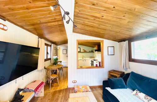 Solsona House | Holiday Home 'Casita De Las Cuadras' with Private Terrace, Wi-Fi and Air Conditioning