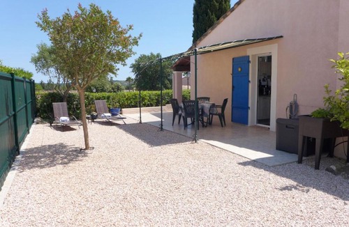 La Rouviere House | Holiday Home Green Village