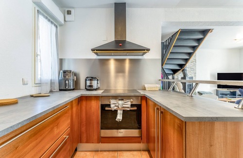 Salon-de-Provence House | Holiday Home 'Villa Cosy - Jardin' with Wi-Fi and Air Conditioning