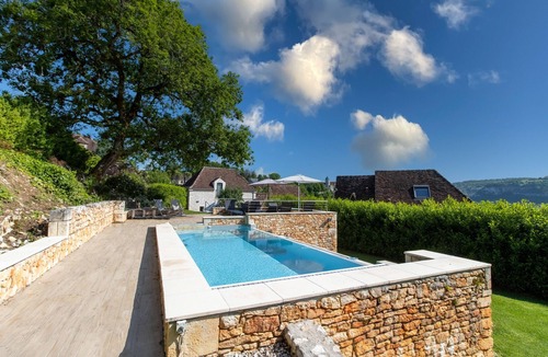 Lacave House | Holiday Home 'Gite Les Hauts De L'ouysse' with Private Pool, Wi-Fi and Air Conditioning