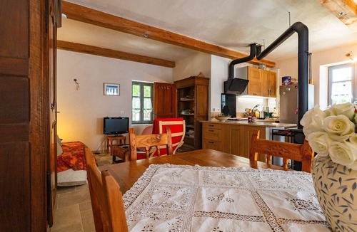 Chabrillan House | Holiday Home 'Maison Le Petit Mas' with Private Terrace and Shared Garden