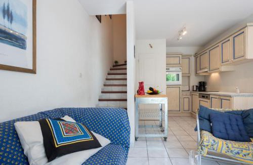 La Cote Radieuse House | Holiday Home Villa Cassin by Interhome