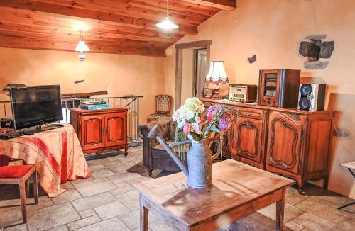 Blassac House | Holiday Home Varenne by Interhome