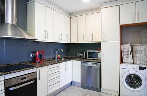 Teia House | Holiday Home 'Villa Mar' with Sea Views, Private Pool and Wi-Fi