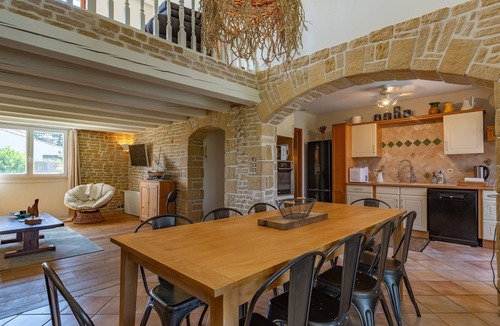 Montelimar House | Holiday Home with Private Pool for Large Families, No Overlooking Neighbors
