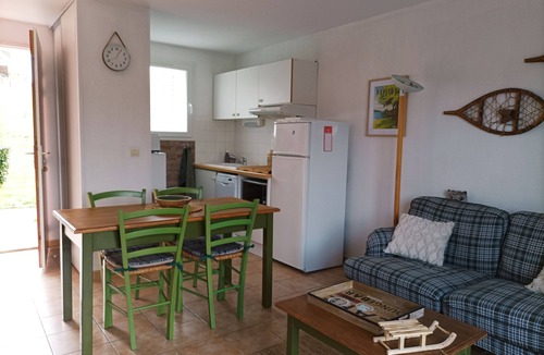 La Salvetat-sur-Agout Ski Chalet | Holiday rental with pool and views of Lake Raviège