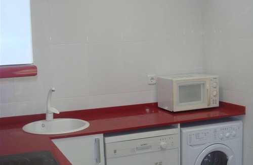 Tarragona Villa | Holiday Villa in Tarragona with Open Terrace, Garden & Wi-Fi