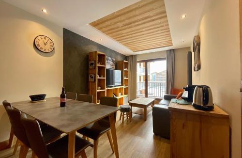 Eclose-Est Apartment | Homency - Résidence Daria-i-Nor 202