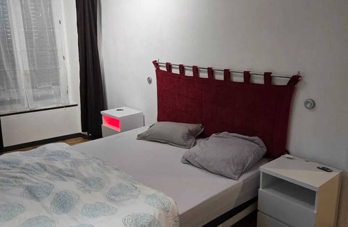 Monistrol-dʼAllier Apartment | Homerez - Apartment in Monistrol-d'Allier