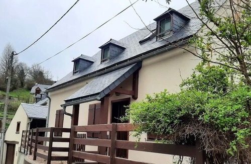 Jezeau House | Homerez - Beautiful house for 6 ppl. with terrace at Jézeau