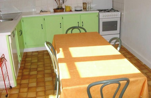 Chataigneraie Cantalienne Apartment | Homerez - Comfortable apartment in Vitrac - 40 m² - Garden view