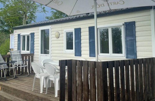 Banes House | Homerez - Great house for 6 people. with pool access in Argences en Aubrac