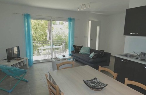 Saint-Paul-le-Jeune House | Homerez - House for 6 ppl. with shared pool and terrace at Saint-Paul-le-Jeune