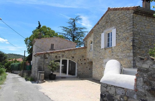 Villeneuve-de-Berg House | Homerez - House in Villeneuve-de-Berg