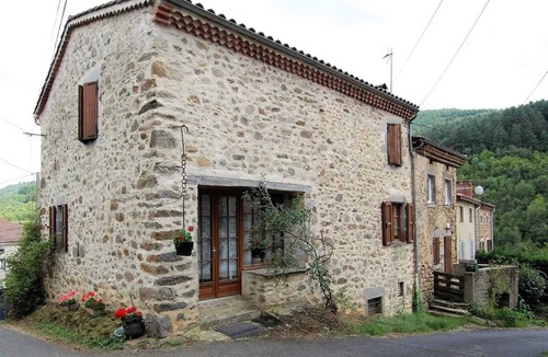 Saint-Cirgues House | Homerez - House near Saint-Cirgues