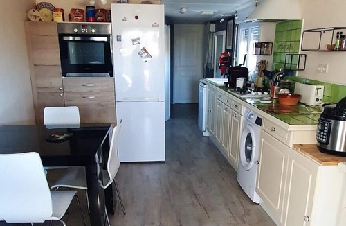 La Rouviere House | Homerez - Nice bungalow 4 km away from the beach for 4 ppl. with shared pool