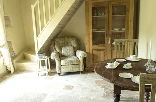 La Bachellerie House | Homerez - Nice house for 2 ppl. with shared pool and terrace at La Bachellerie