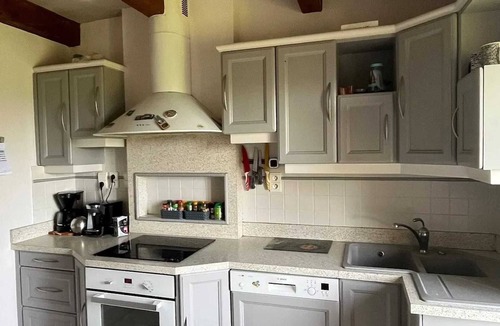 La Bastide-l'Eveque Villa | Homerez - Villa in Bas-Ségala