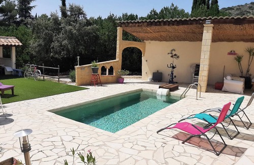 Merindol Villa | Homerez - Villa in Mérindol