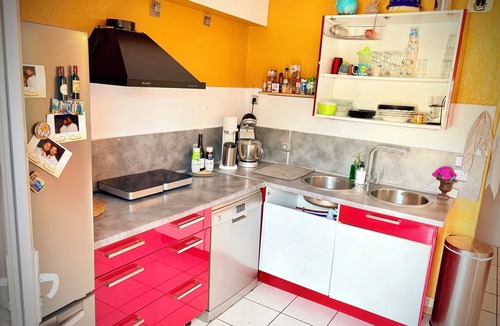 Bompas Bed & Breakfast | Homestay with all comforts :)
